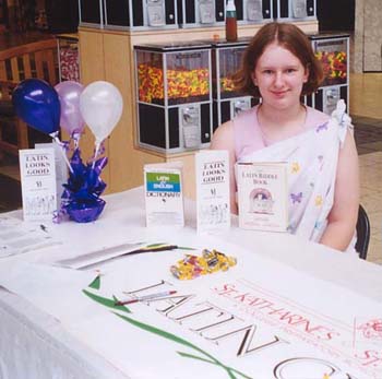 Rivermont student promoting Latin at North Park Mall