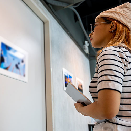 Students mapping earth geography in GIS lab