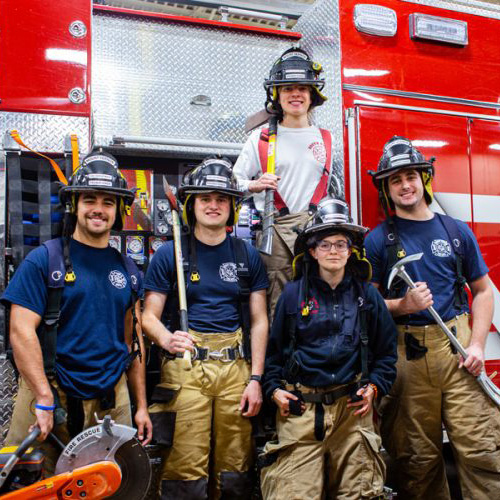 Students mapping earth geography in GIS lab